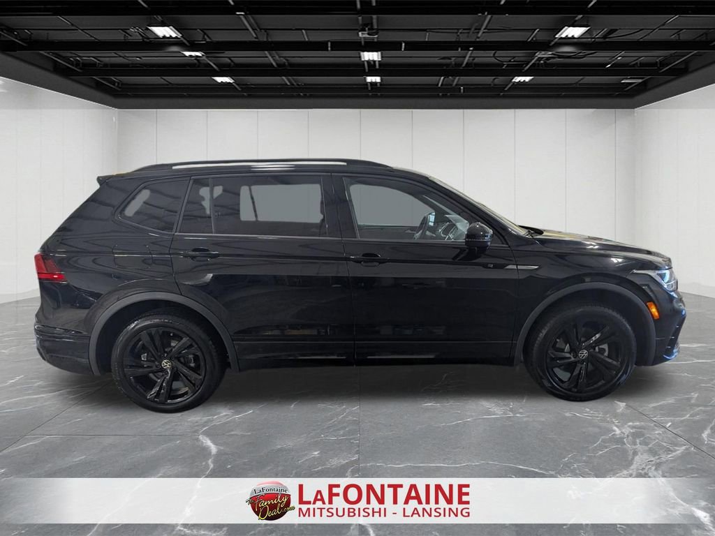 Used 2024 Volkswagen Tiguan SE R-Line image 6