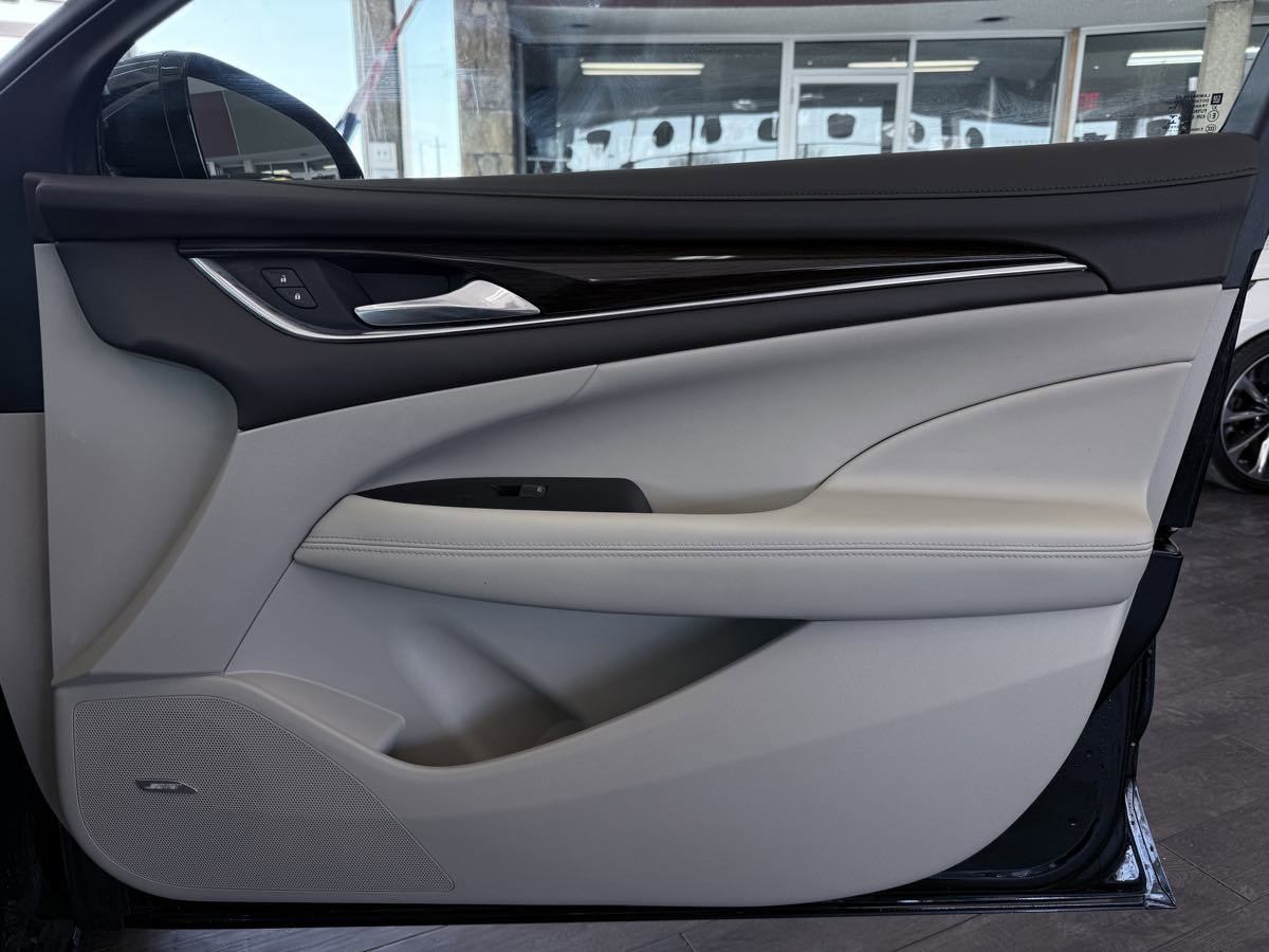 Used 2018 Buick LaCrosse Premium w/ Driver Confidence Package #2 image 28