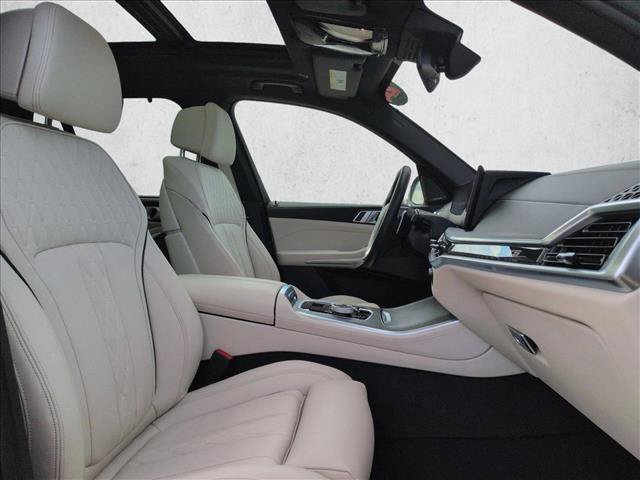 Used 2024 BMW X5 xDrive40i w/ Executive Package AWD/4WD image 22