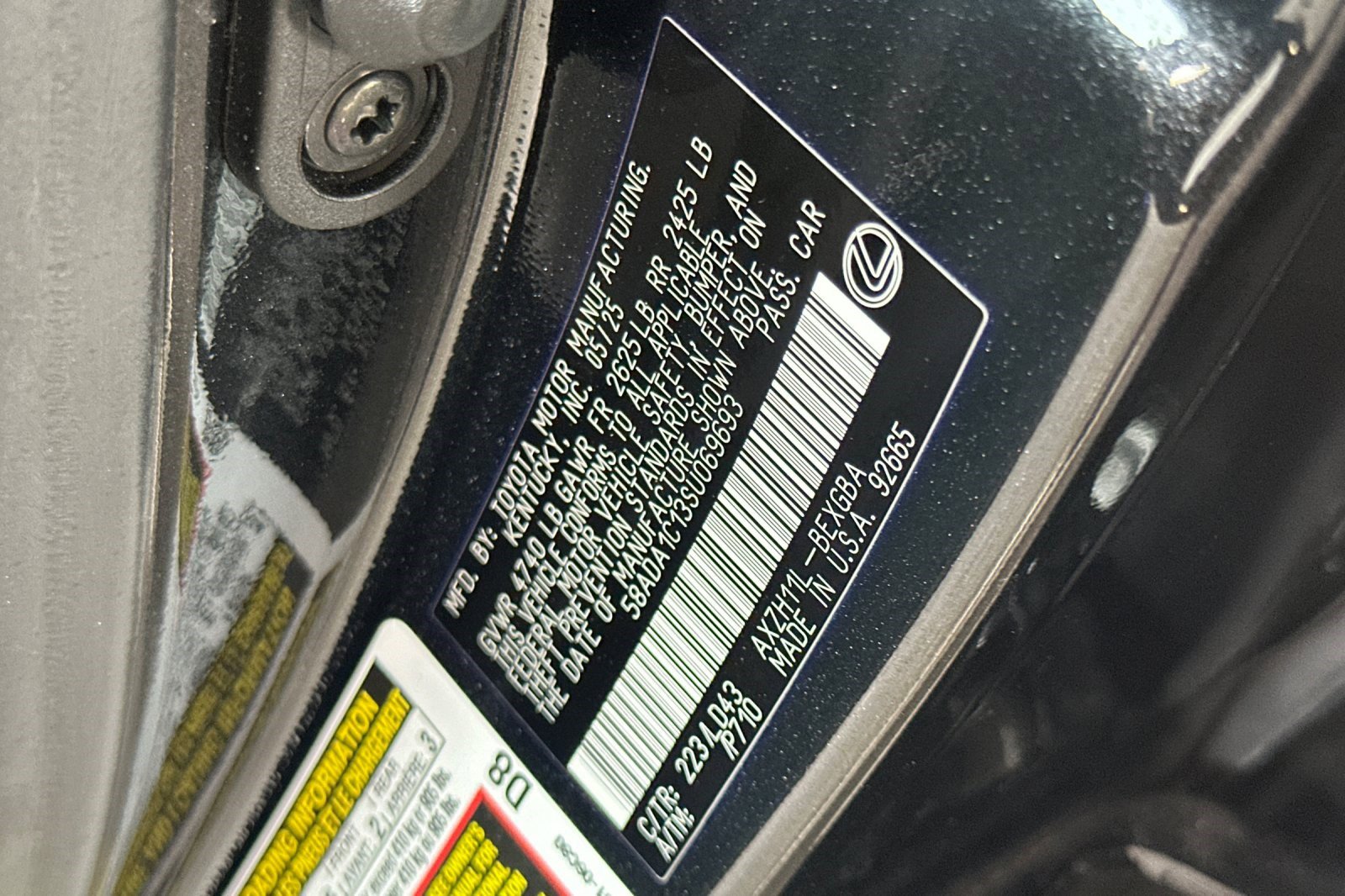 Certified 2025 Lexus ES 300h w/ Premium Package image 40