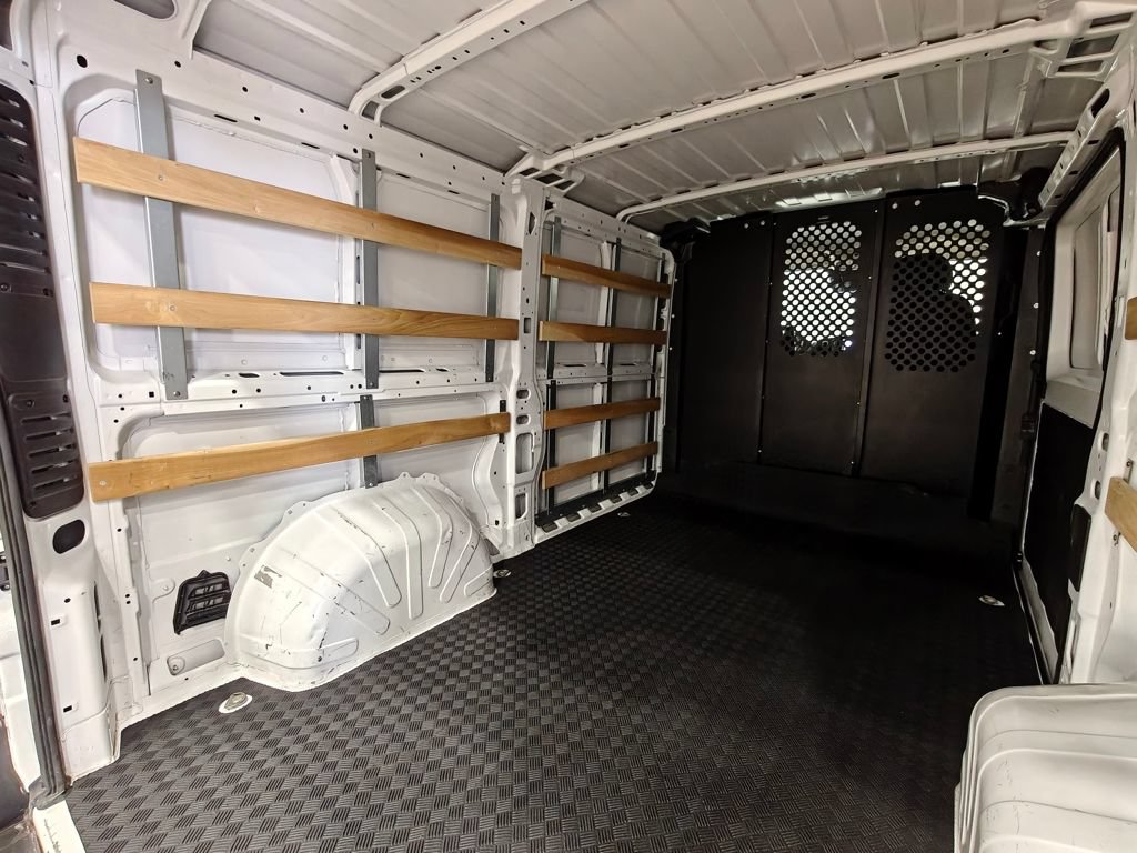 Used 2025 RAM ProMaster 2500 w/ U-Haul Equipment Group FWD image 26