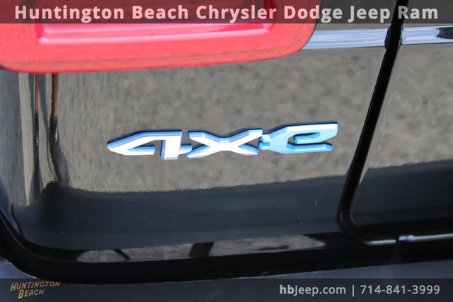 Used 2023 Jeep Wrangler Unlimited Sahara image 12