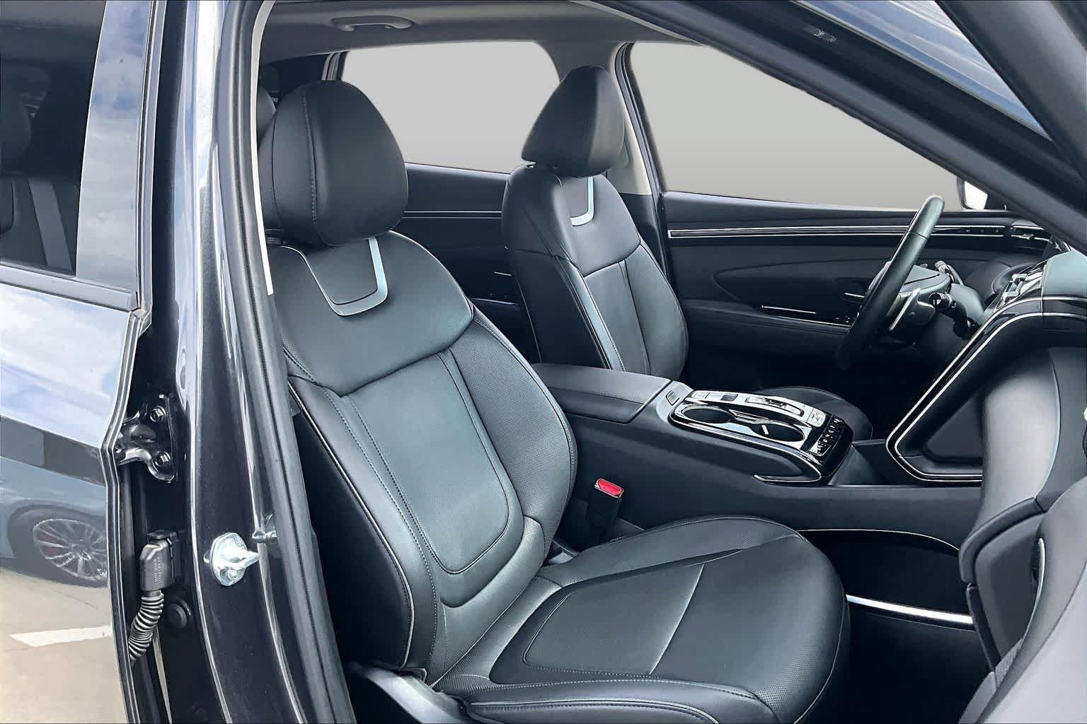 Certified 2023 Hyundai Tucson Limited FWD image 9