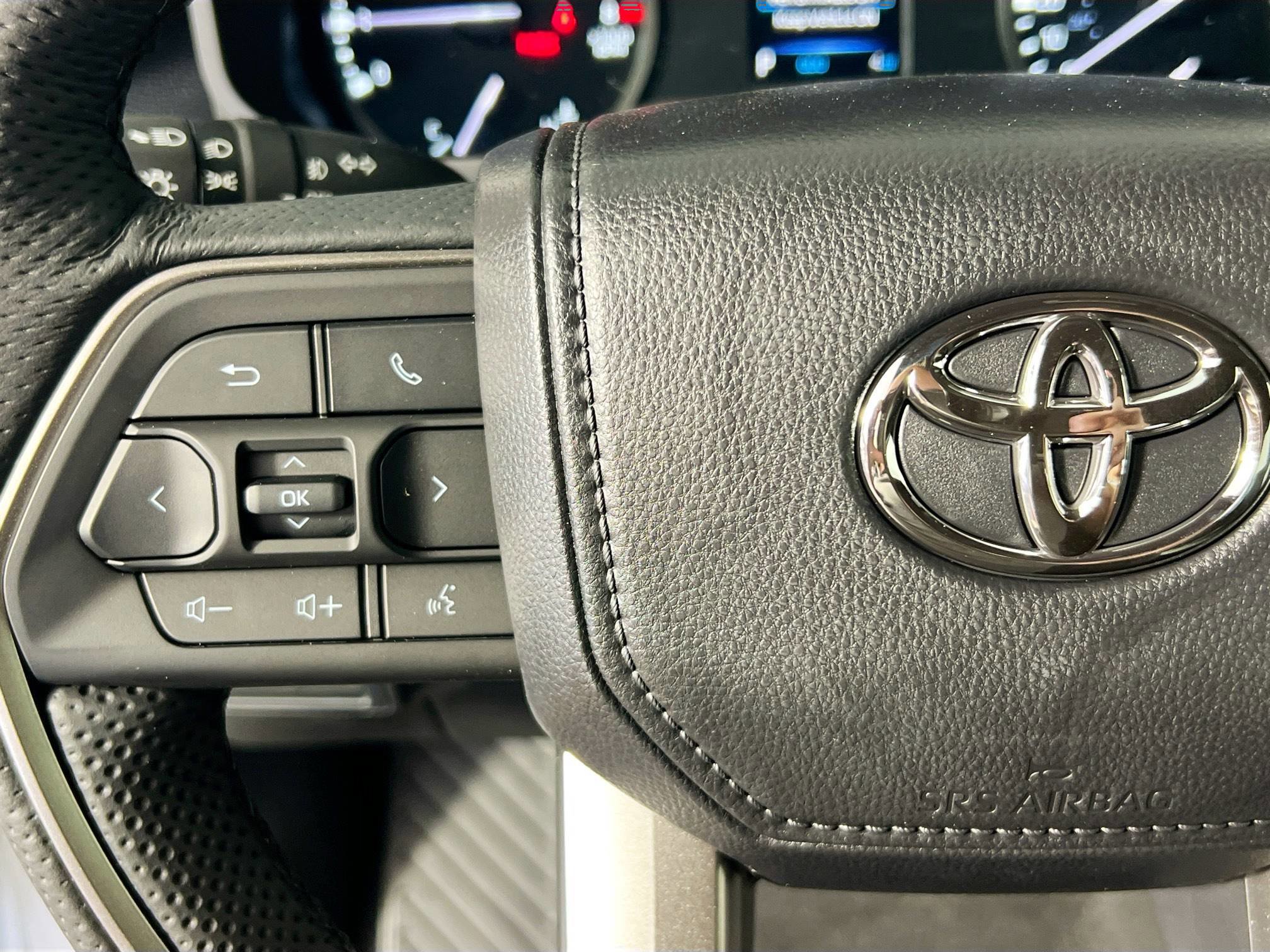 New 2026 Toyota Tundra SR5 image 18