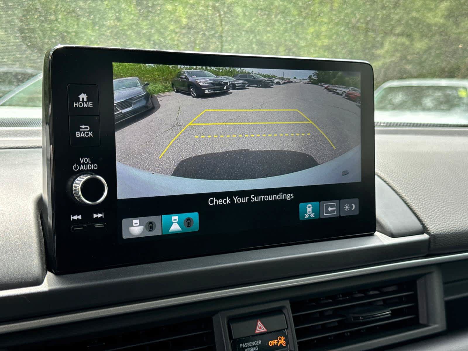 Used 2025 Honda Pilot Elite image 25