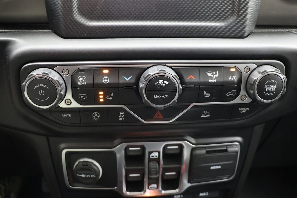 Used 2022 Jeep Wrangler Unlimited Sport AWD/4WD image 23