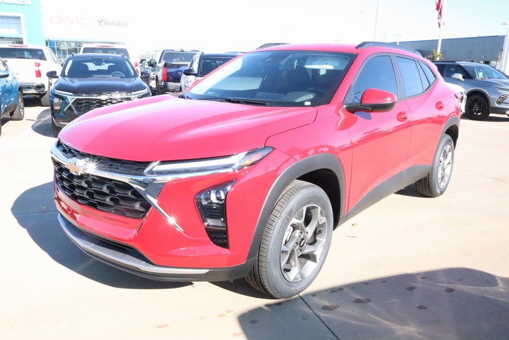 New 2026 Chevrolet Trax LT w/ Driver Confidence Package image 8