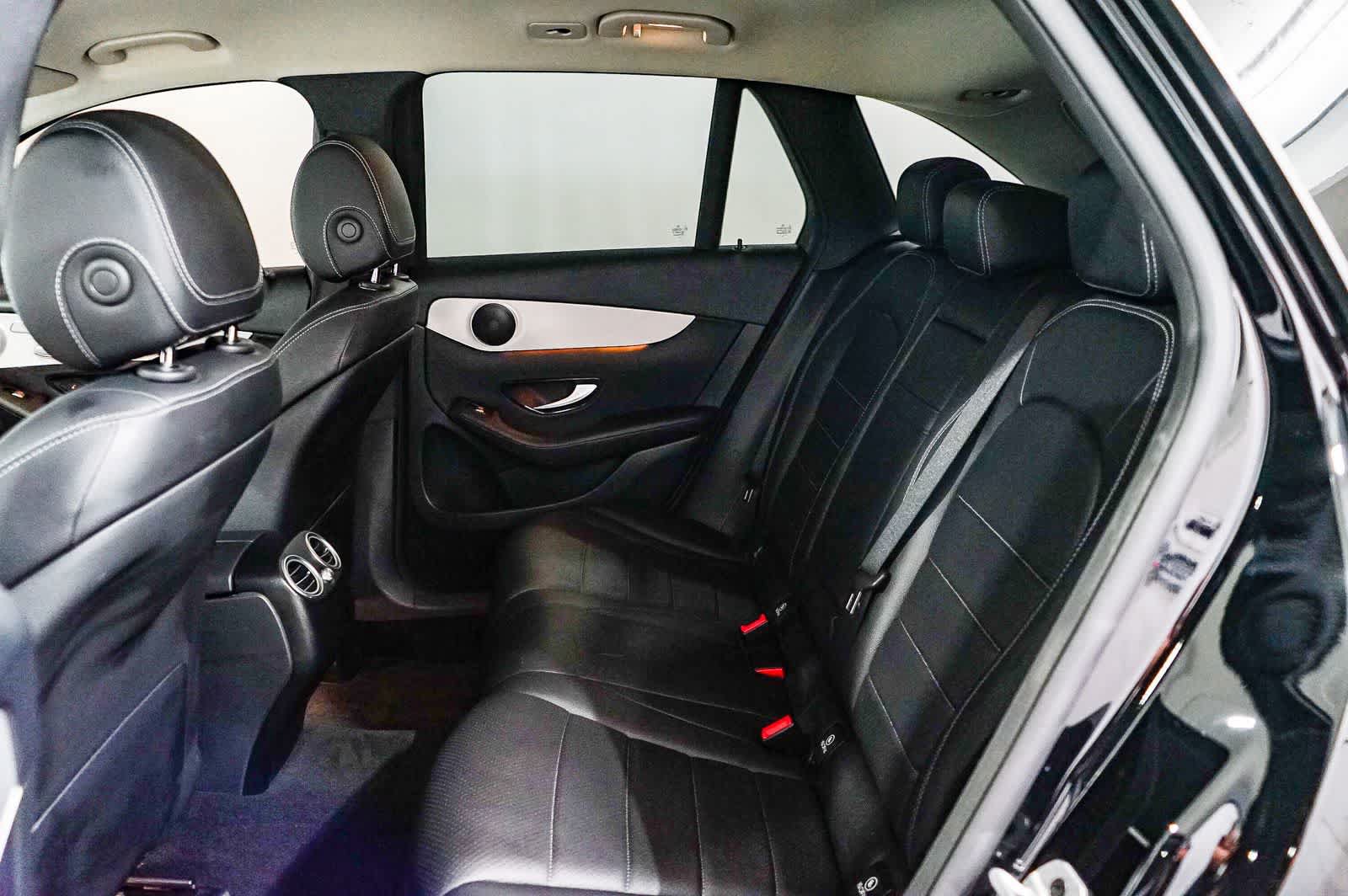 Certified 2022 Mercedes-Benz GLC 300 image 17