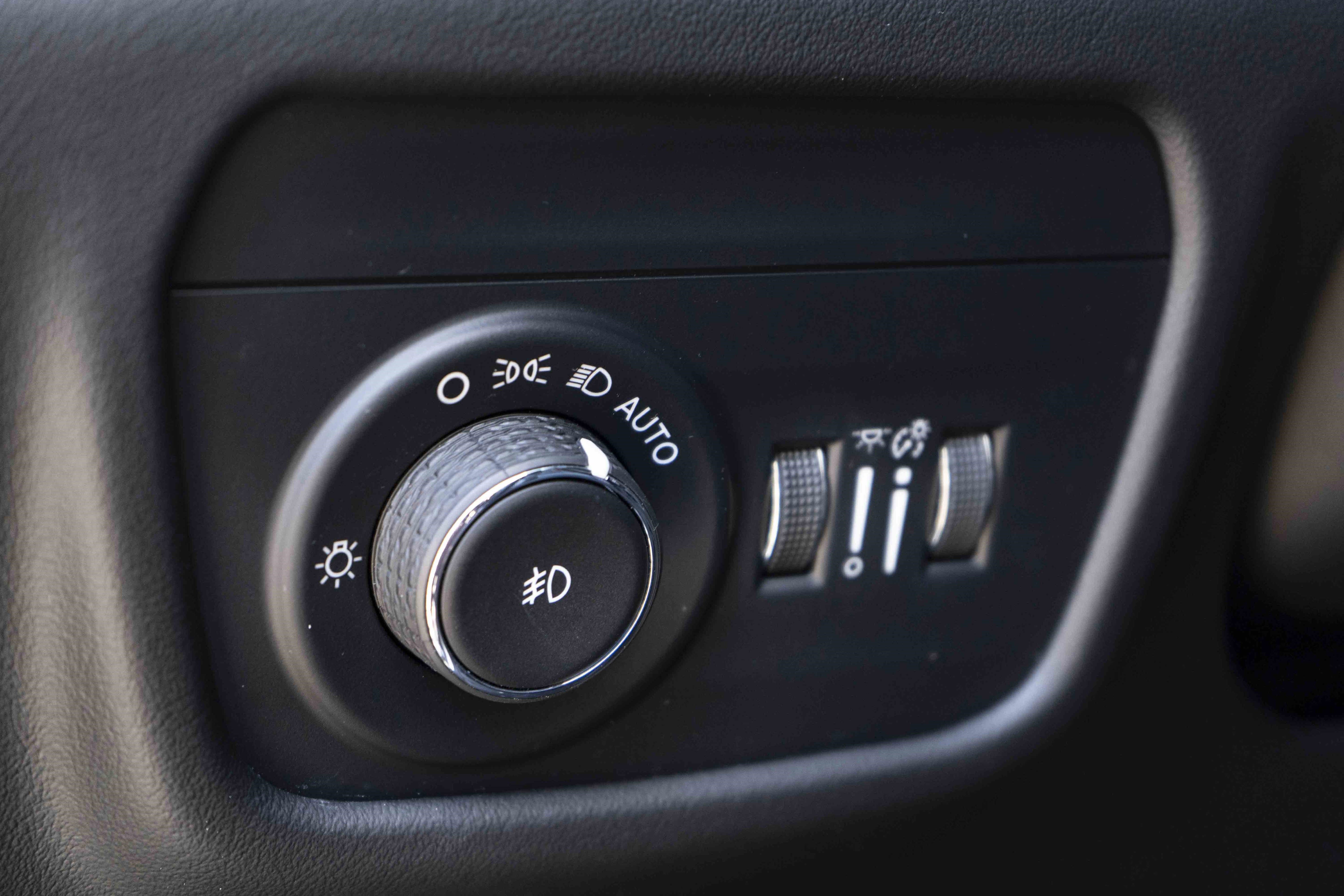 Used 2023 Jeep Grand Cherokee Summit image 31