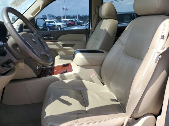 Used 2013 Chevrolet Tahoe LTZ AWD/4WD image 23