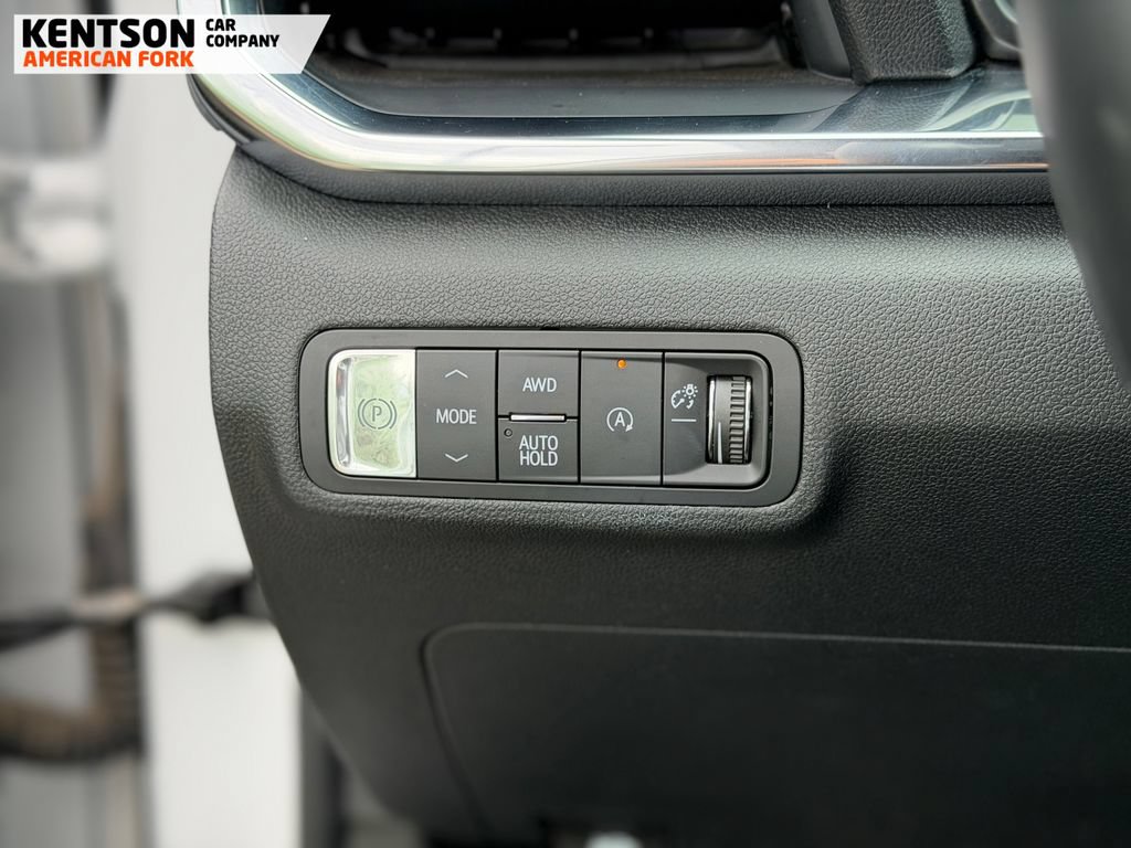 Used 2026 GMC Terrain Elevation w/ Elevation Premium Package AWD/4WD image 13
