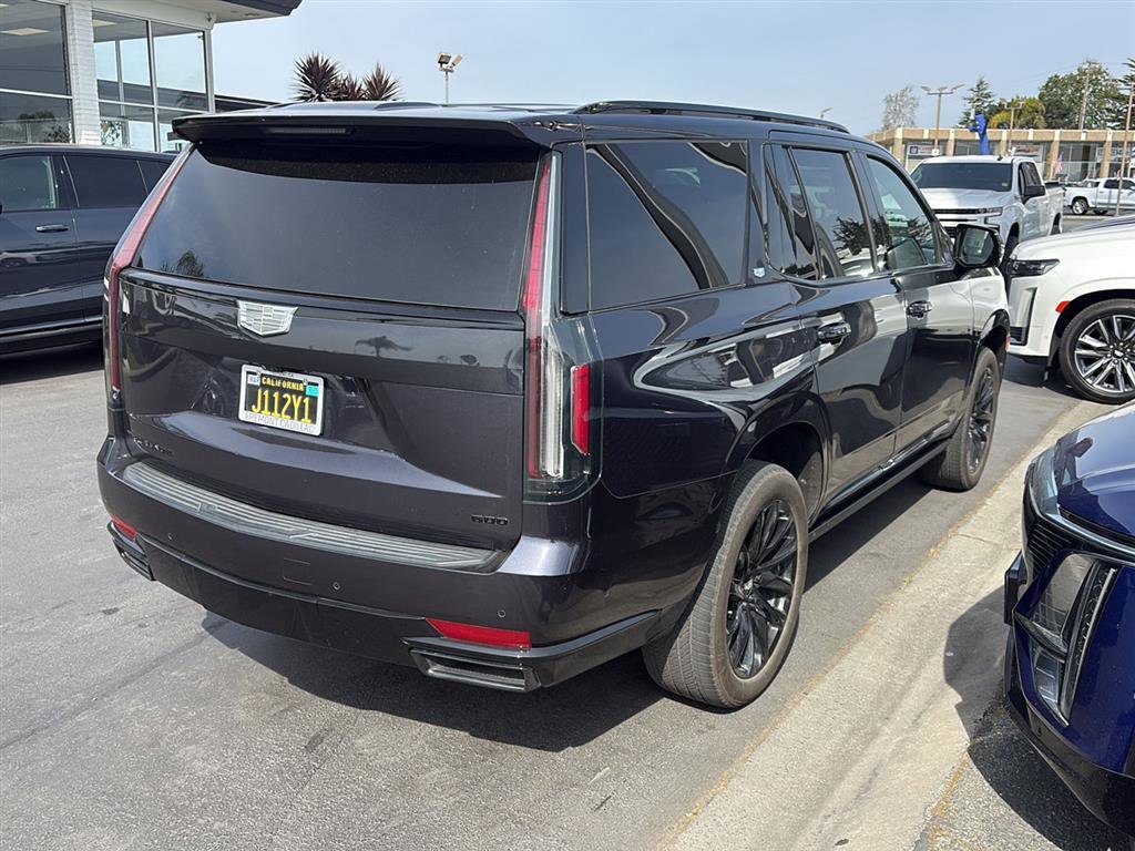 Used 2024 Cadillac Escalade Sport w/ LPO, ONYX Package image 4