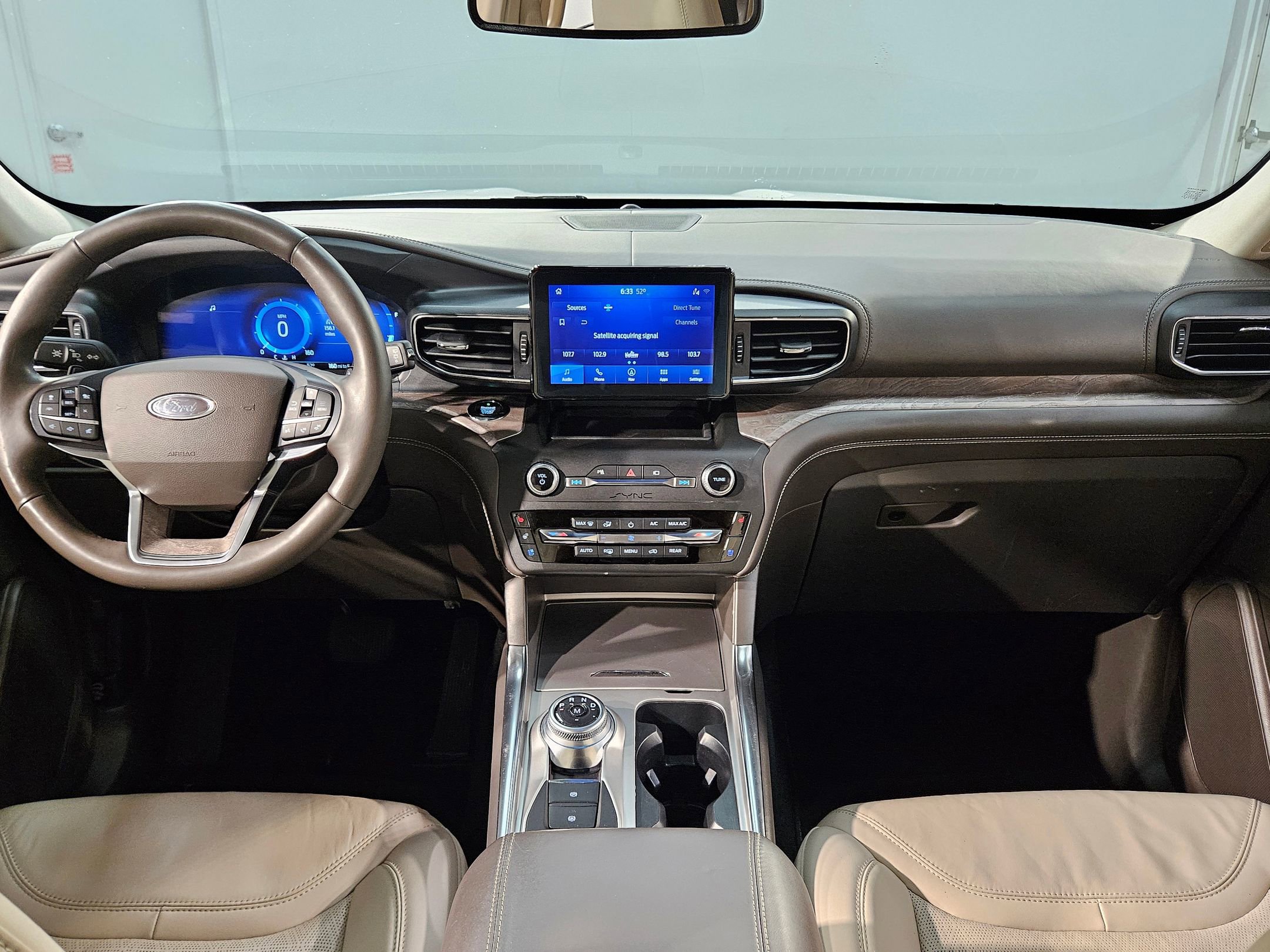 Used 2020 Ford Explorer Platinum image 10