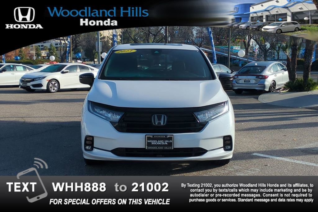 Used 2023 Honda Odyssey Sport image 2
