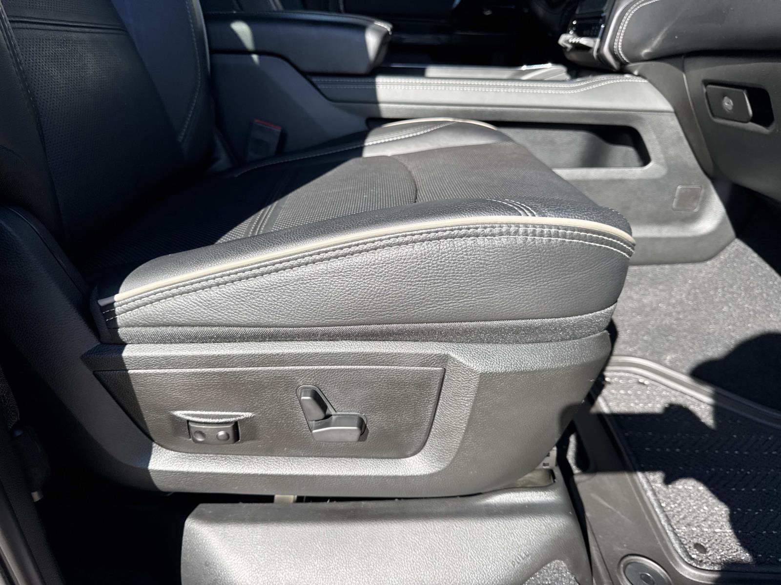 Certified 2024 RAM 2500 Limited image 11