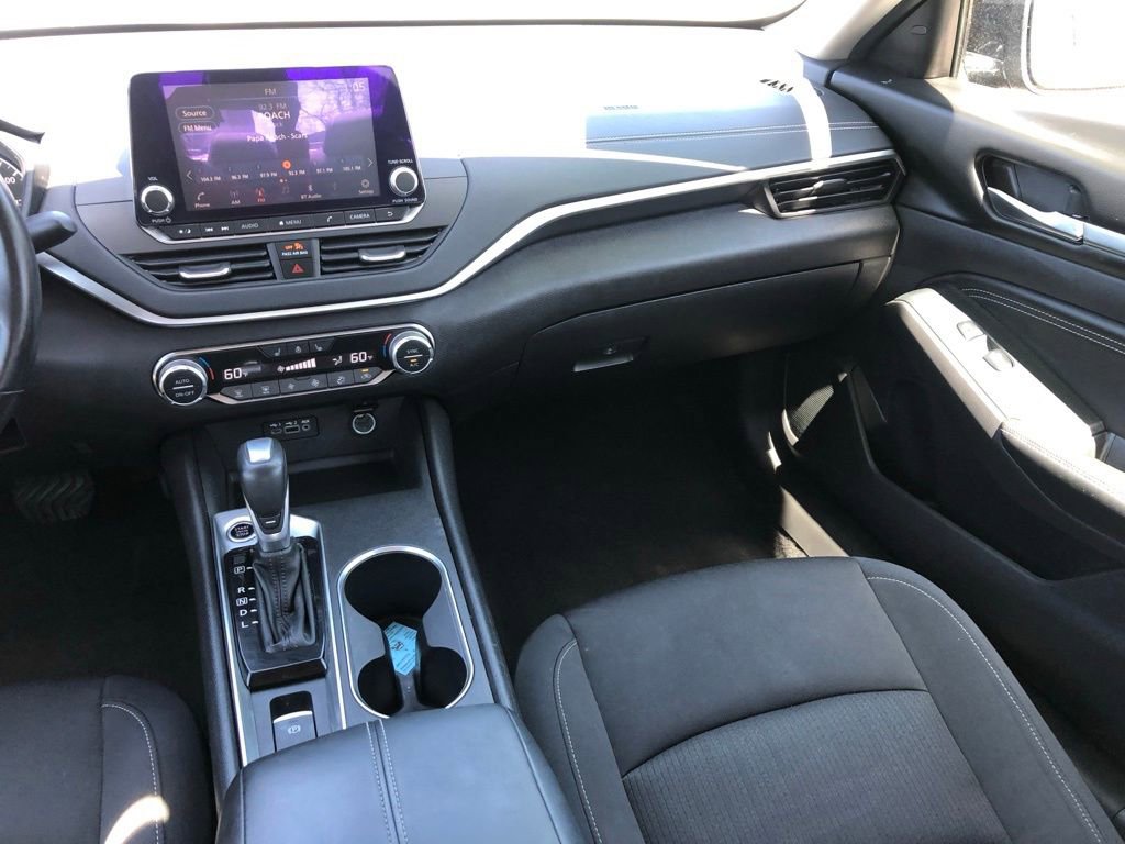 Used 2019 Nissan Altima 2.5 SV image 9