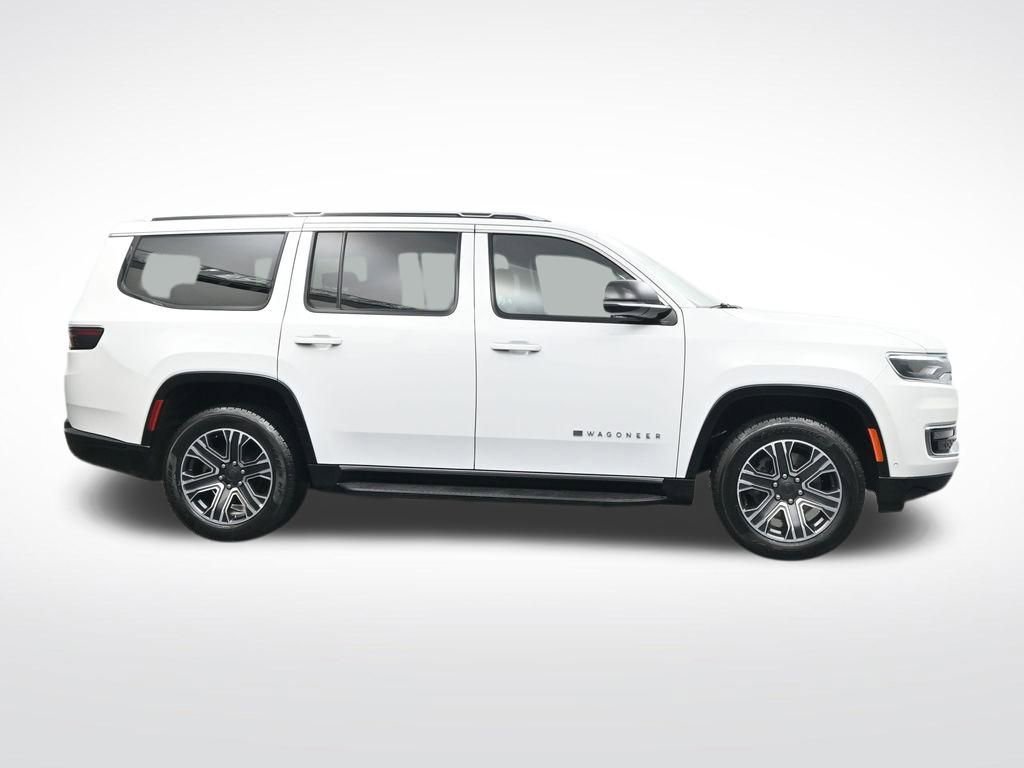 Used 2024 Jeep Wagoneer Series II w/ Flexible Seating Group image 4