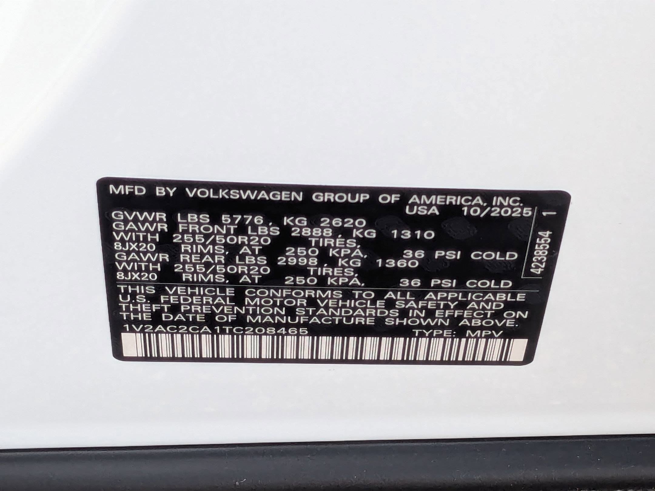 New 2026 Volkswagen Atlas Cross Sport SEL R-Line image 40