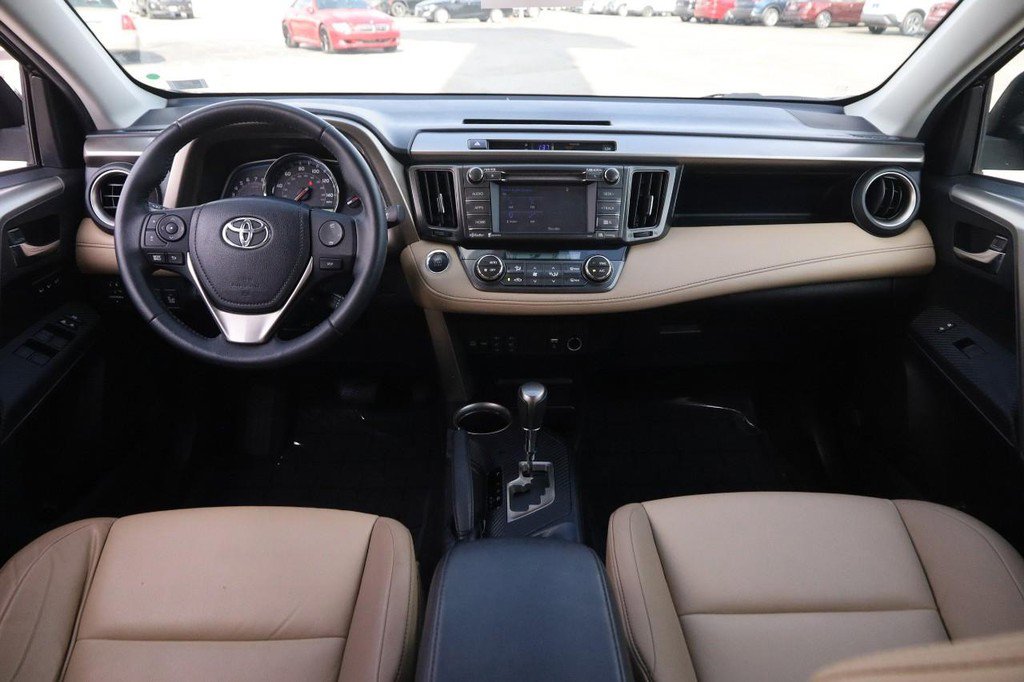 Used 2015 Toyota RAV4 Limited w/ Technology Package image 23