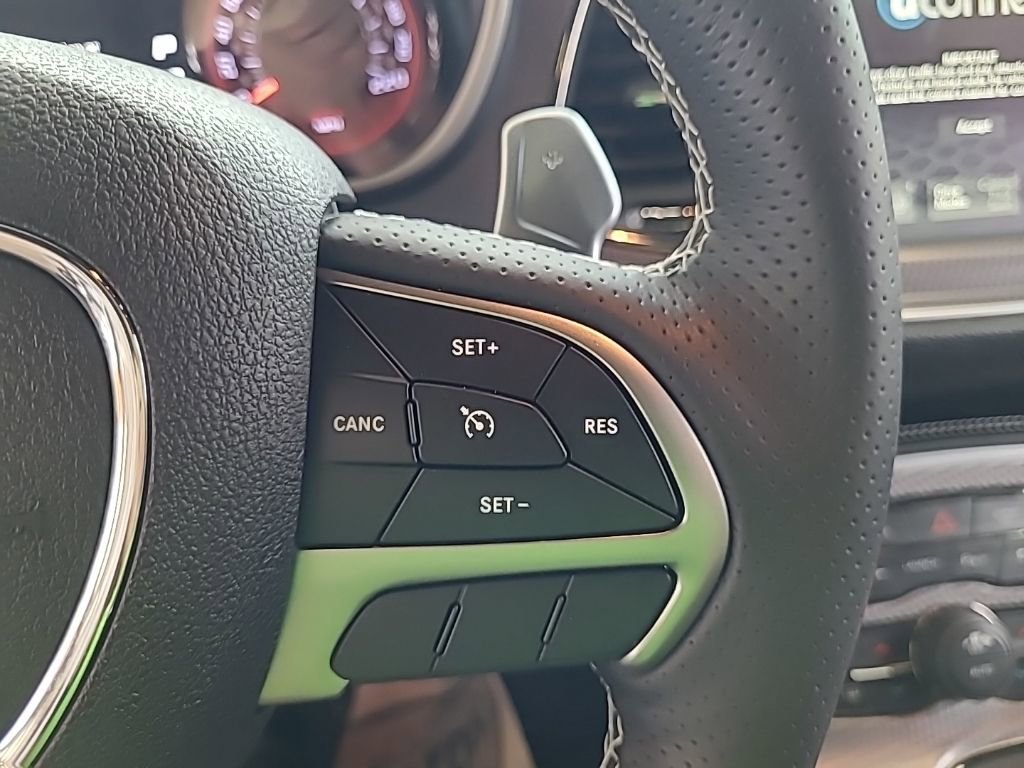 Used 2019 Dodge Challenger SRT Hellcat Redeye image 19