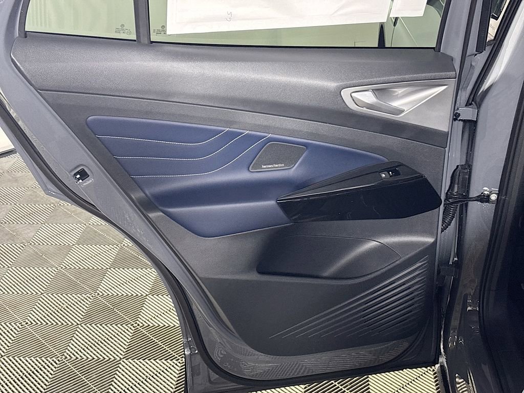 New 2025 Volkswagen ID.4 Pro S Plus image 20