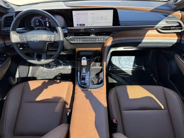 Certified 2025 Toyota Crown Signia image 10