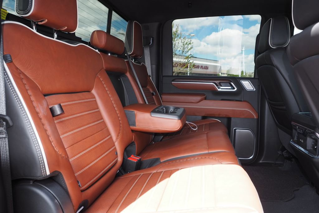 Used 2026 GMC Sierra 3500 Denali Ultimate image 19