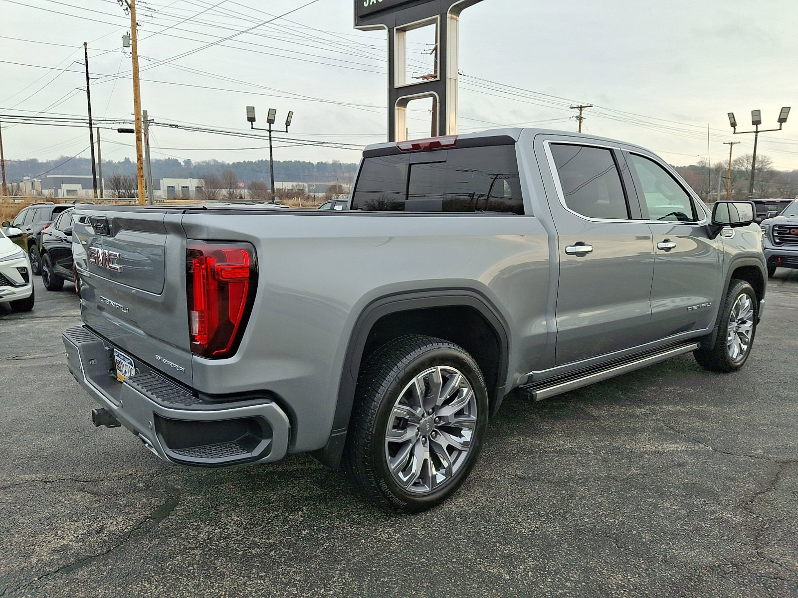 Used 2026 GMC Sierra 1500 Denali w/ Denali Reserve Package image 9
