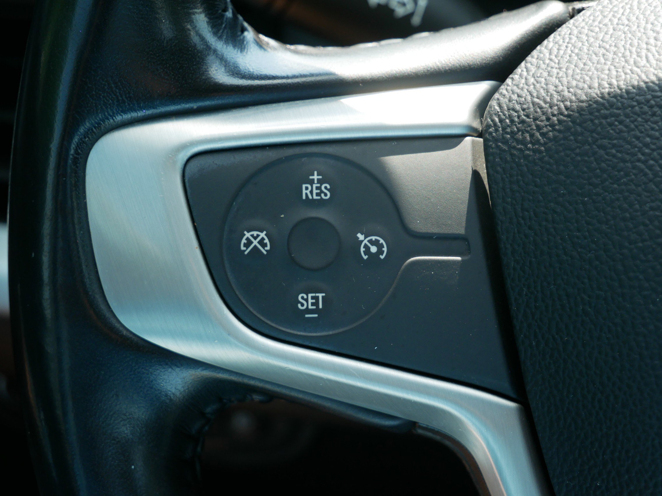 Used 2019 GMC Terrain SLT image 30