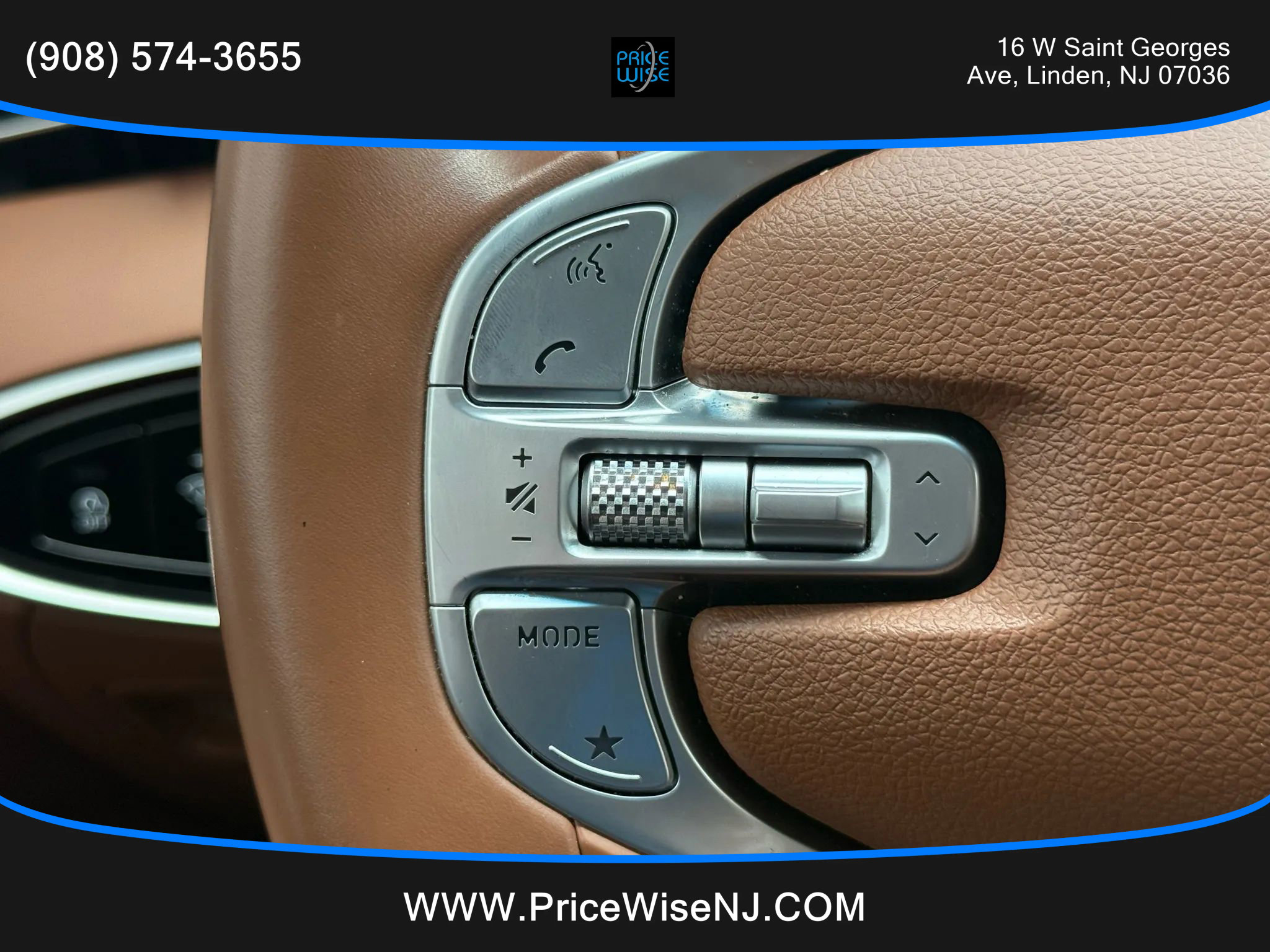 Used 2022 Genesis GV70 2.5T w/ Advanced Package image 12