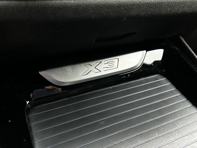 Used 2019 BMW X3 sDrive30i w/ Driving Assistance Package RWD image 22