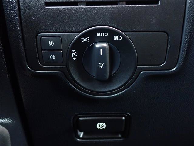 Used 2023 Mercedes-Benz Metris Passenger image 22