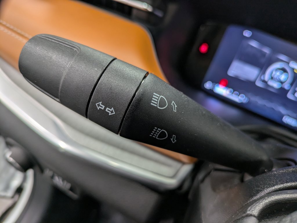 Used 2024 Jeep Compass Limited w/ Elite Group image 18