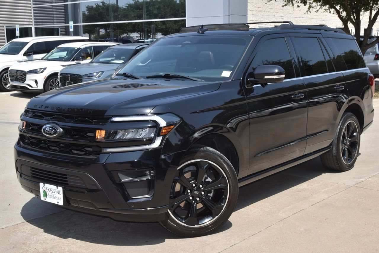 Used 2023 Ford Expedition Limited RWD image 44