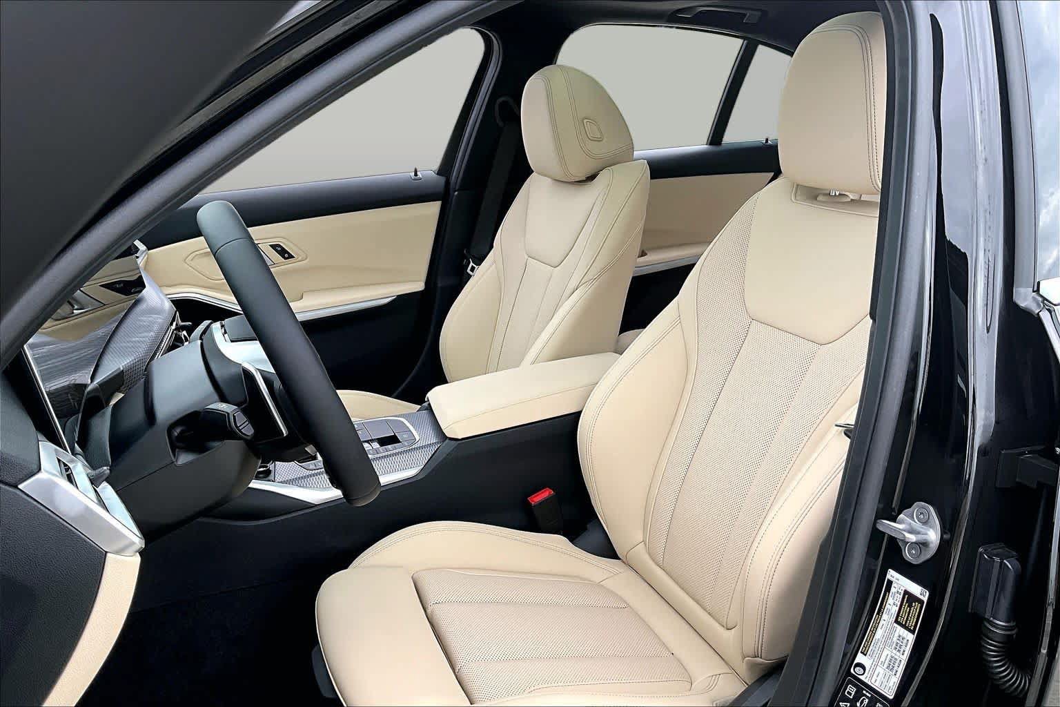 Used 2026 BMW 330i xDrive Sedan w/ Convenience Package AWD/4WD image 7
