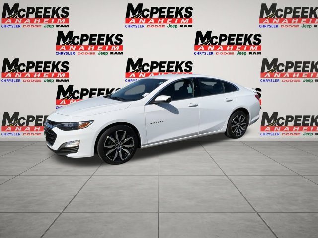 Used 2025 Chevrolet Malibu RS FWD image 4