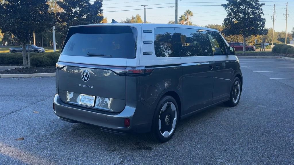 New 2025 Volkswagen ID. Buzz Pro S image 8