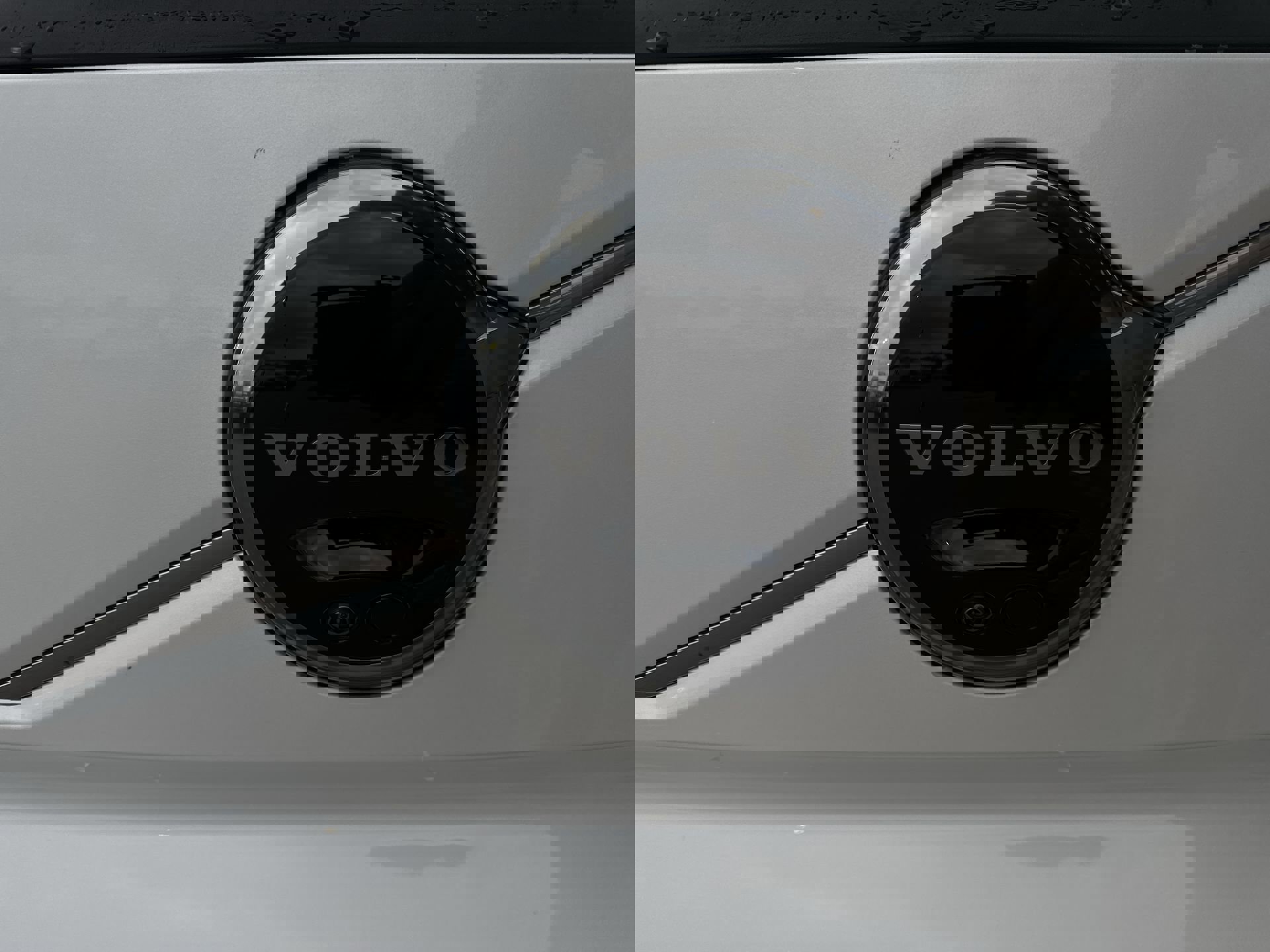 New 2025 Volvo EX90 Plus image 32