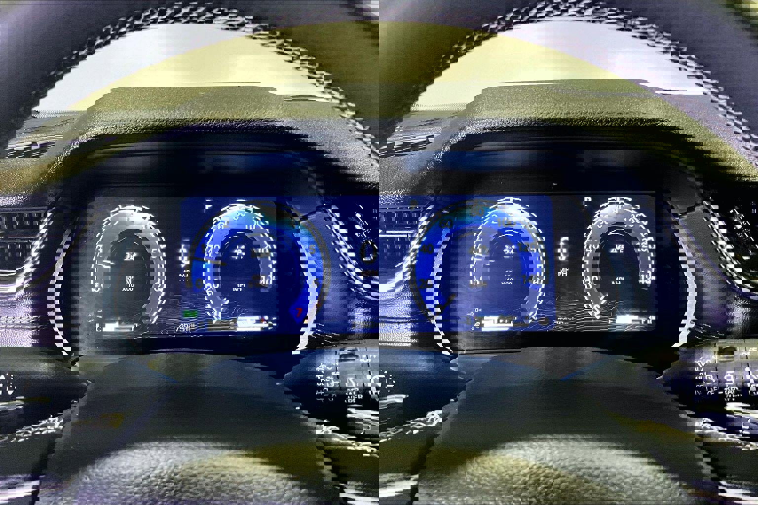 Used 2024 Jeep Grand Cherokee L Laredo image 13