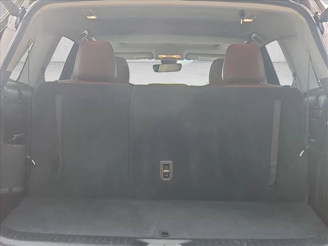 Used 2017 Toyota Highlander Limited FWD image 6