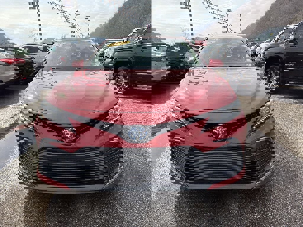 Used 2023 Toyota Camry LE image 12