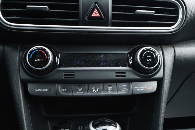 Used 2018 Hyundai Kona Ultimate FWD image 18