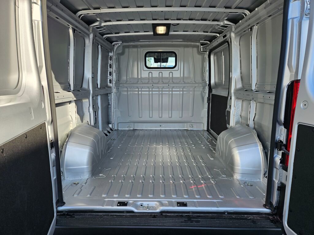 New 2026 RAM ProMaster 1500 w/ Convenience Group image 11