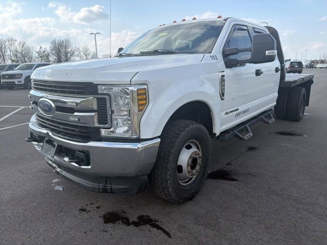 Used 2019 Ford F350 XLT image 2