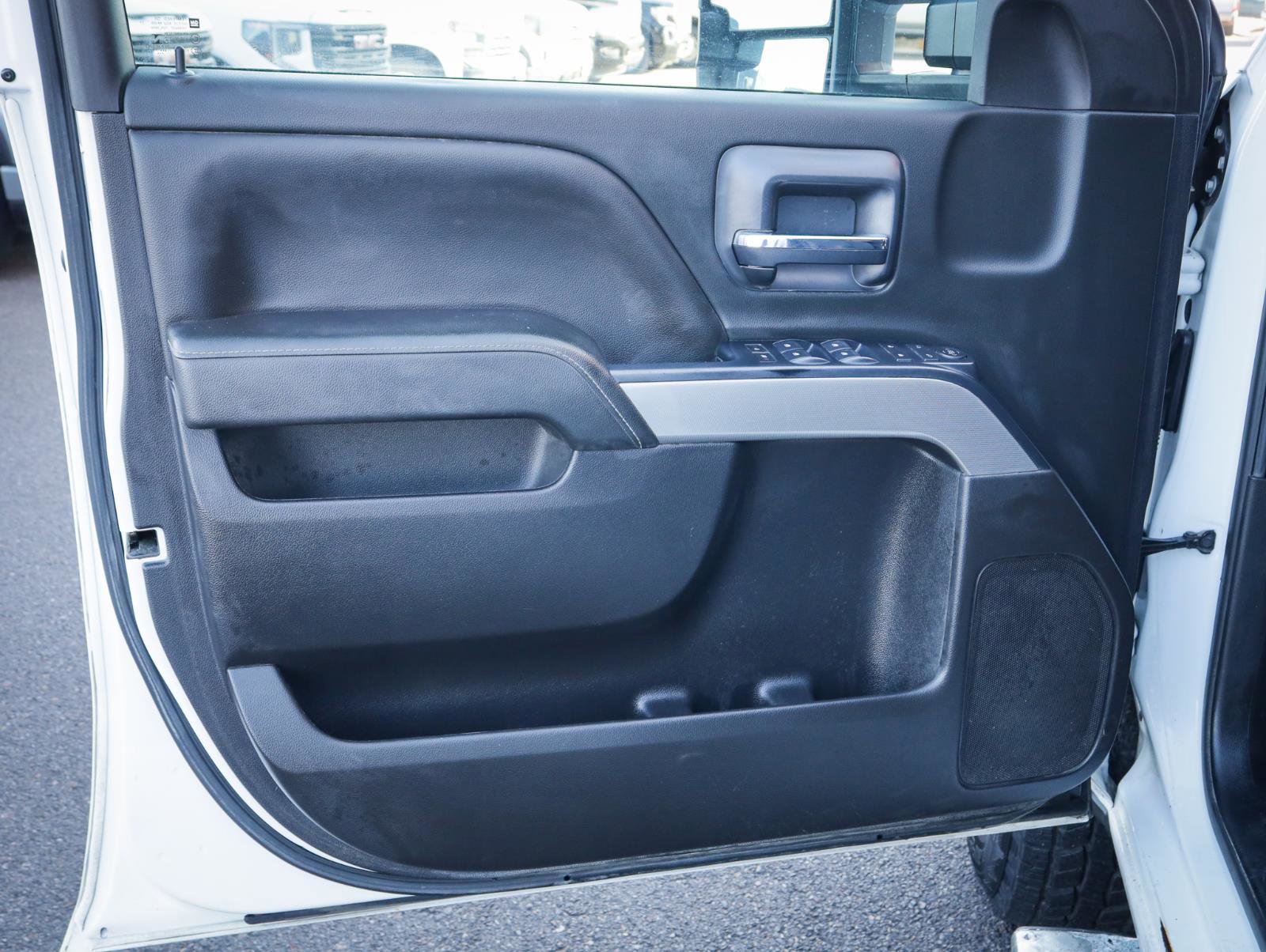 Used 2019 Chevrolet Silverado 3500 LT w/ LT Convenience Package image 15