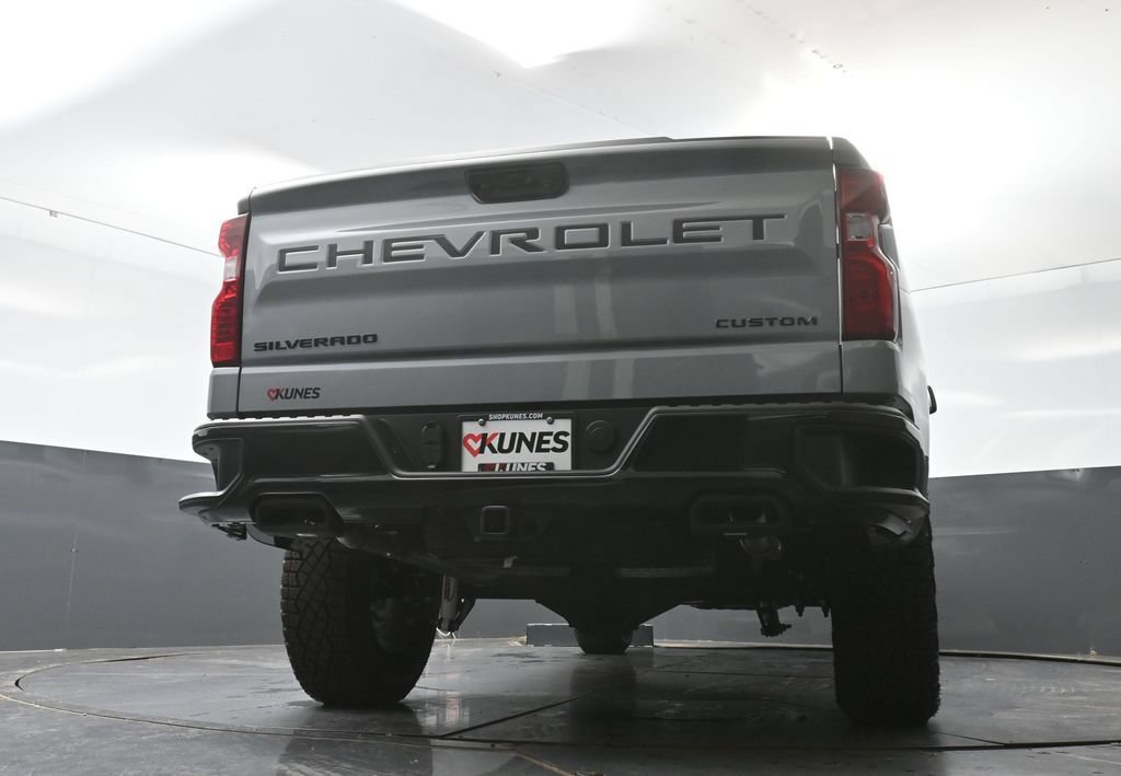 New 2026 Chevrolet Silverado 1500 Custom Trail Boss w/ Dark Appearance Package AWD/4WD image 39