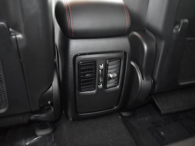 Used 2026 Dodge Durango GT w/ Blacktop Package AWD/4WD image 32