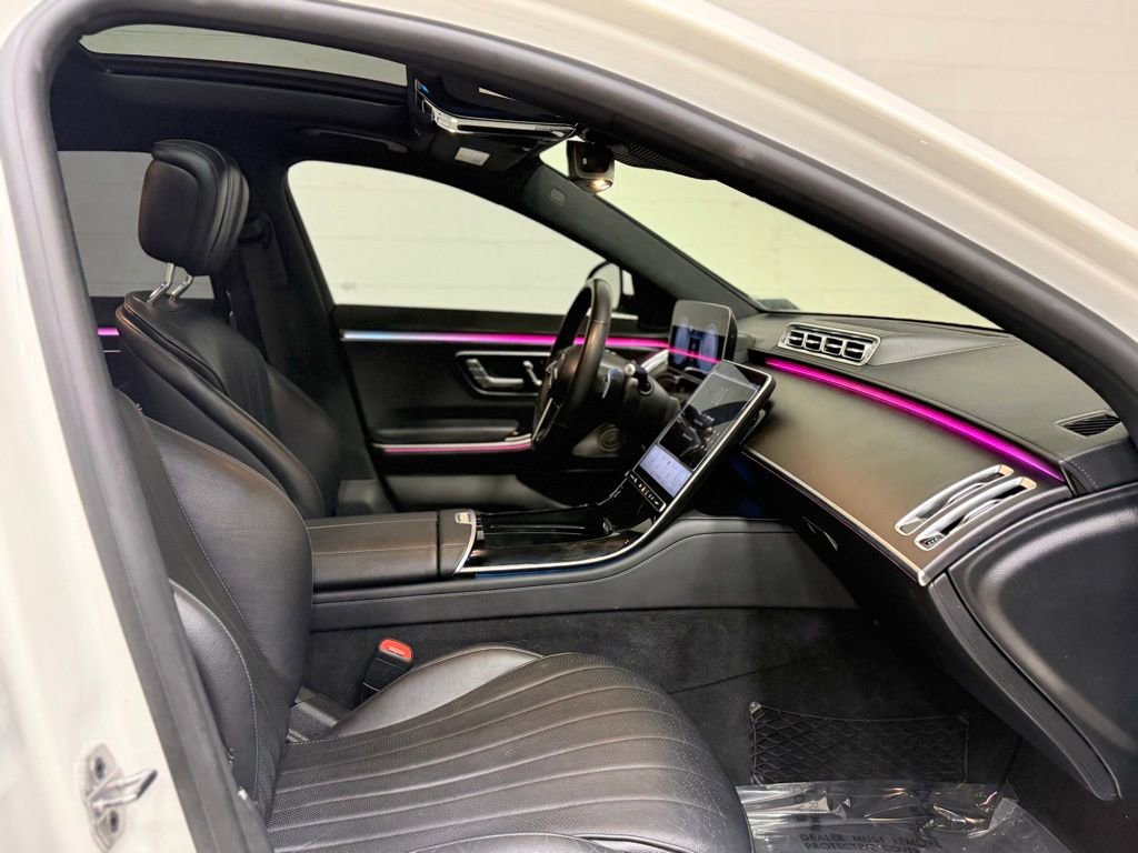 Used 2022 Mercedes-Benz S 500 4MATIC w/ AMG Line Package image 41