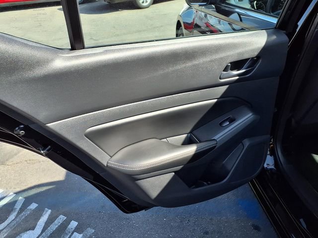 Used 2025 Nissan Altima 2.5 SV FWD image 9