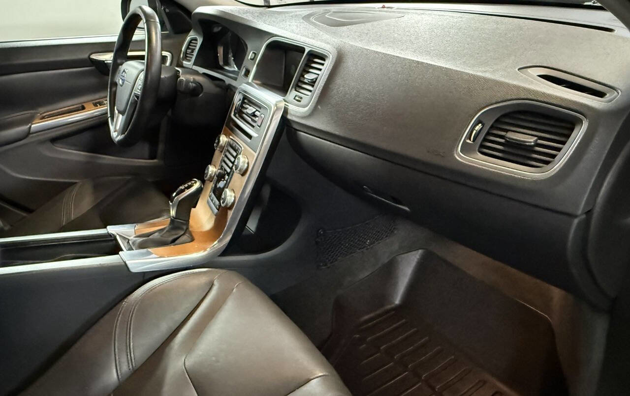Used 2016 Volvo S60 T5 Premier FWD image 8